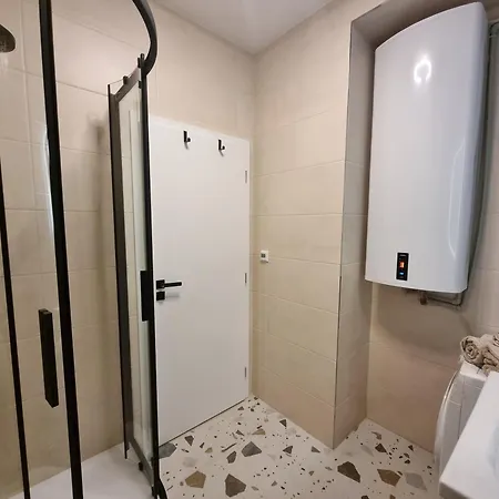7Th Heaven Apartment Close To Metro And Center Prague Exterior photo