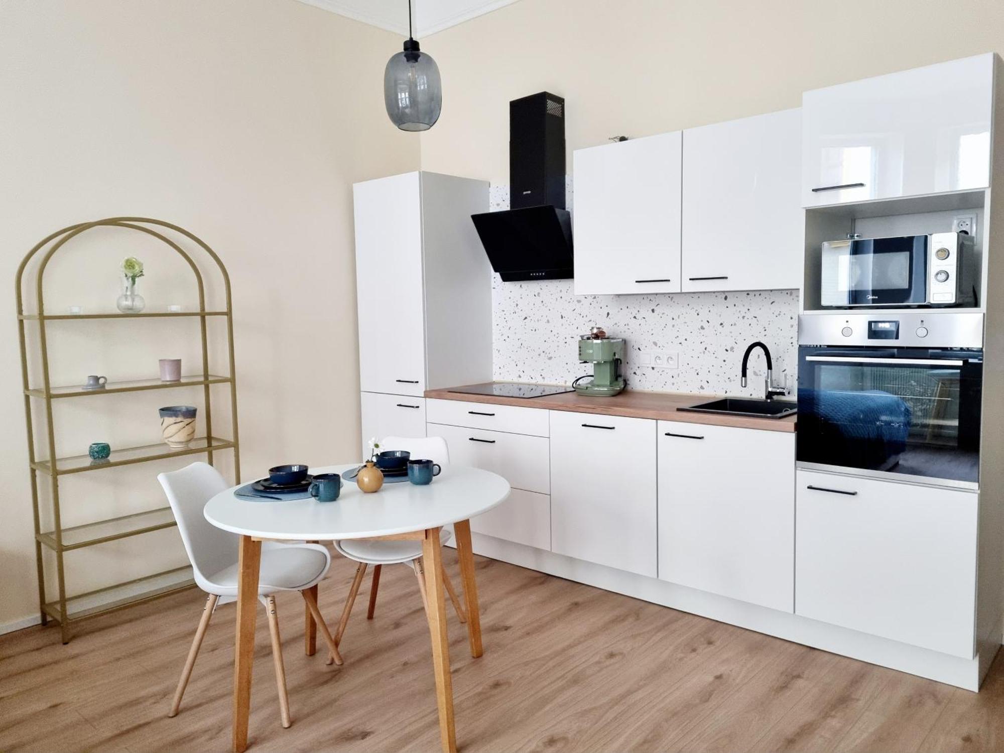 Апартаменти 7th Heaven Close To Metro And Center Прага